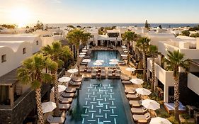 Radisson Blu Zaffron Resort, Santorini (Adults Only)